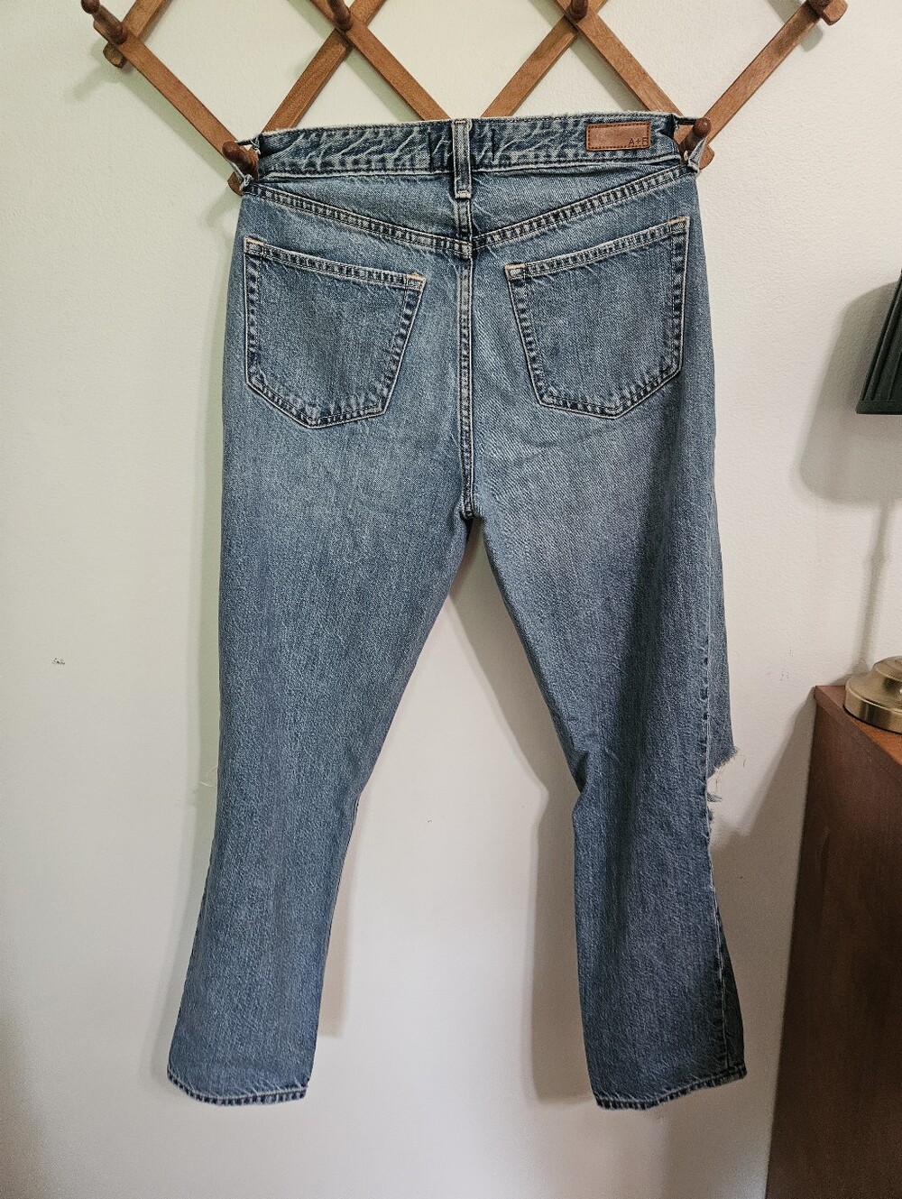 Abercrombie Girlfriend Straight Leg Jean
